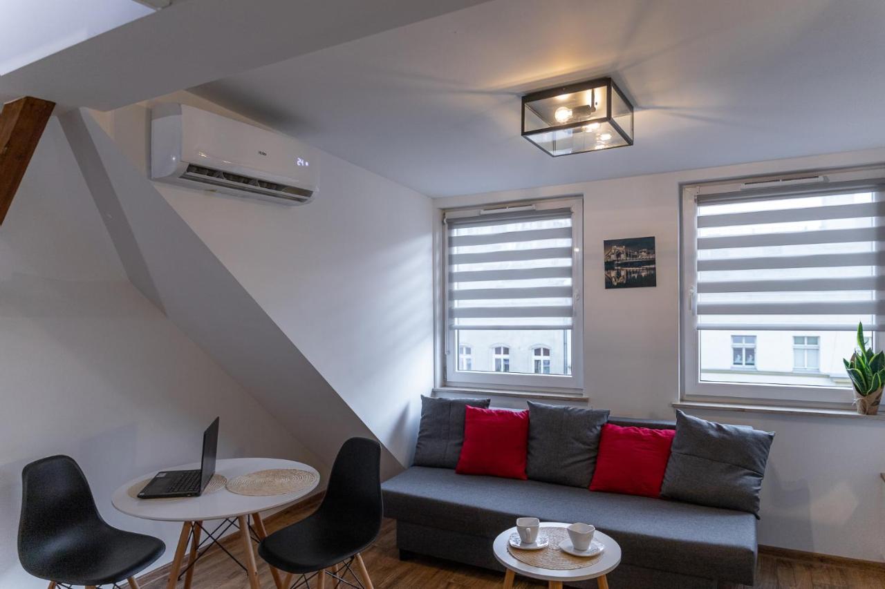 Apartamenty Niedaleko Dworca Od Wroclawapartament-Pl Exterior photo